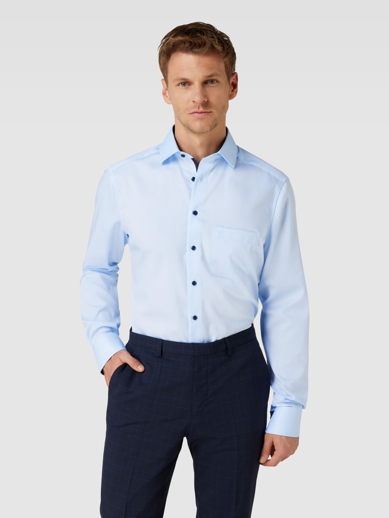 Modern Fit Business-Hemd mit Knopfleiste Modell 'Global' in bleu