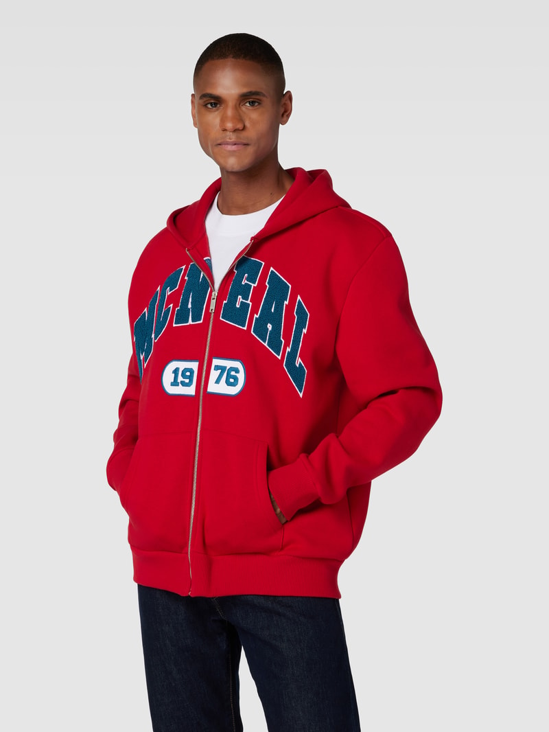 Sweatjacke mit Kapuze in kirschrot