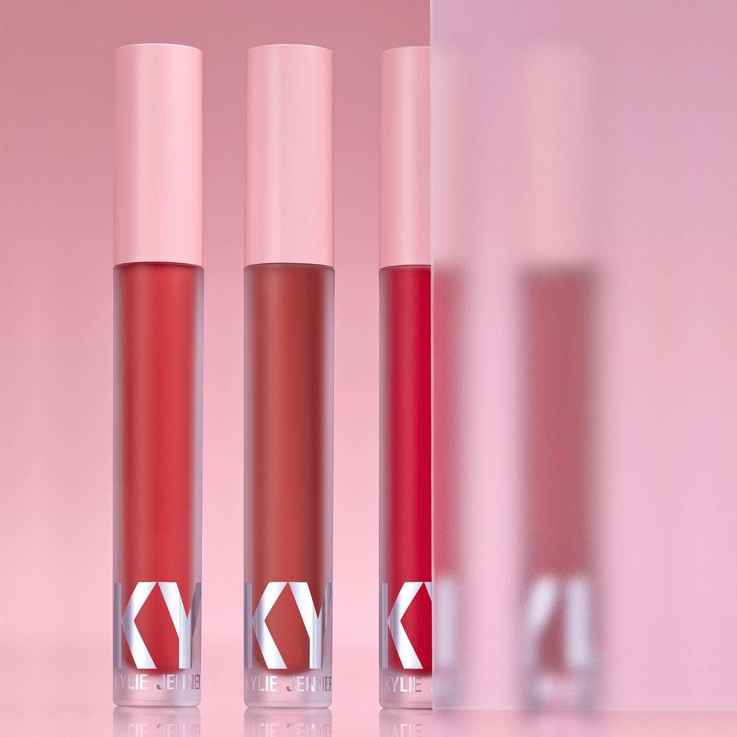 KYLIE COSMETICS Róż do ust