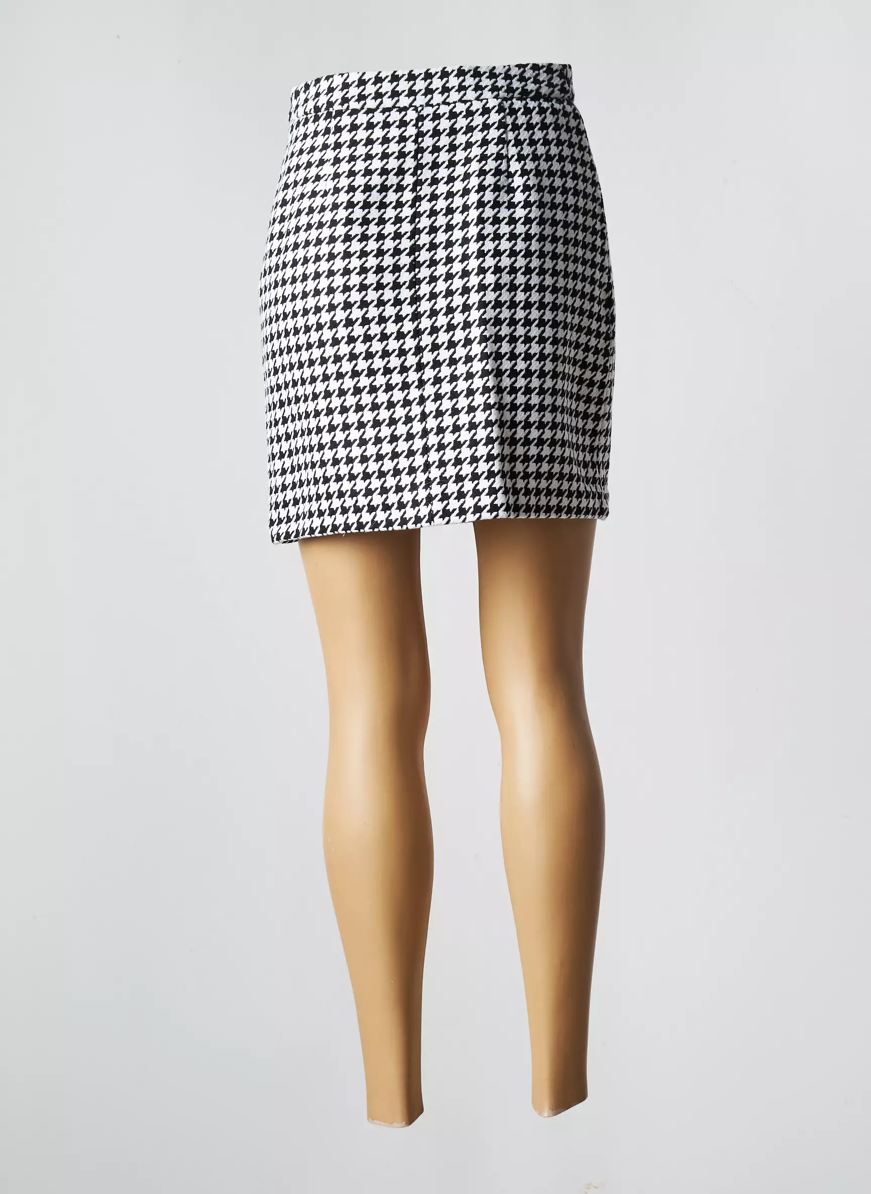 Na Kd Jupes Courtes Femme couleur noir