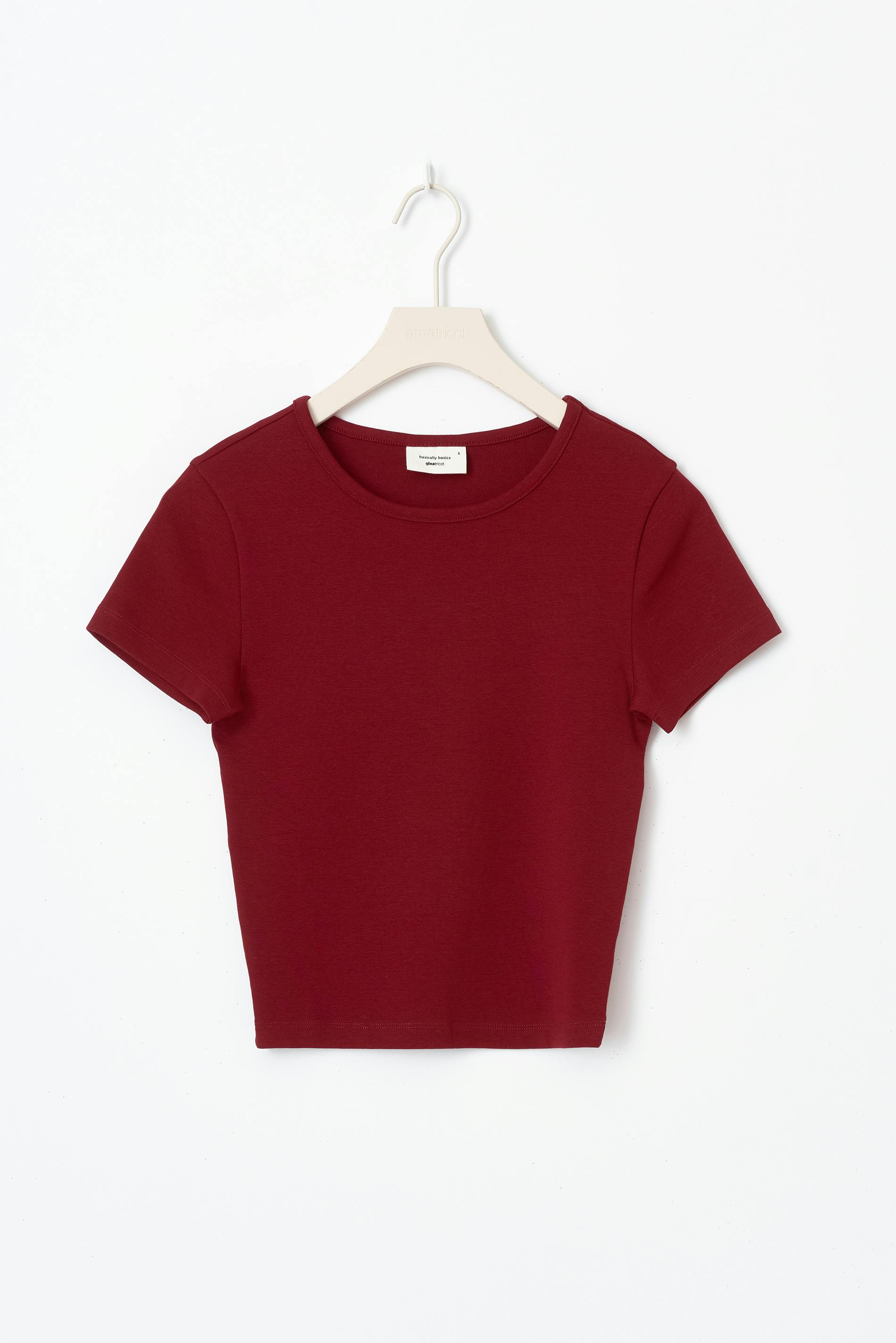 Basic tight top