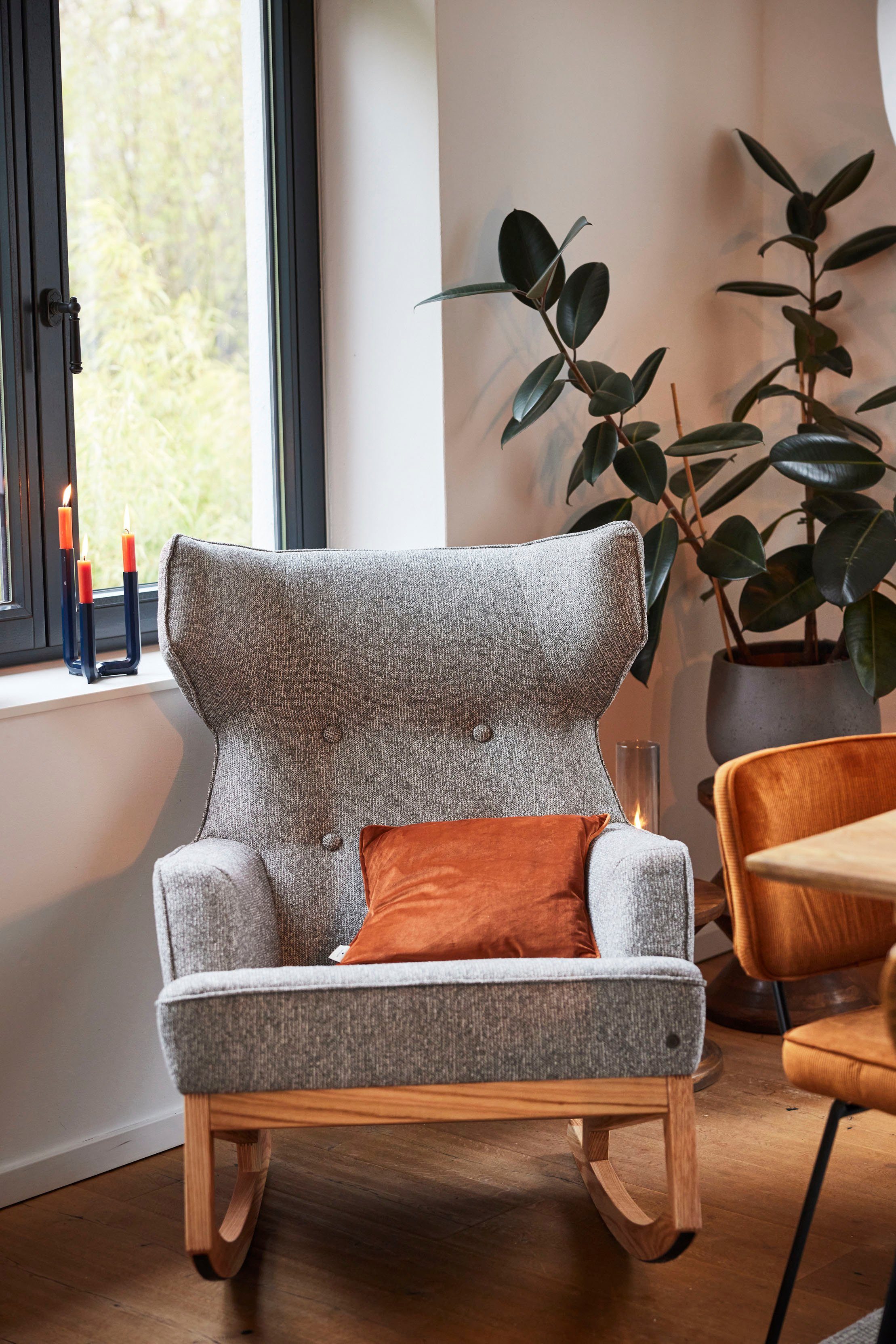 TOM TAILOR HOME Schaukelstuhl COZY, im Retrolook, mit Kedernaht und Knöpfen, Füße Eiche natur