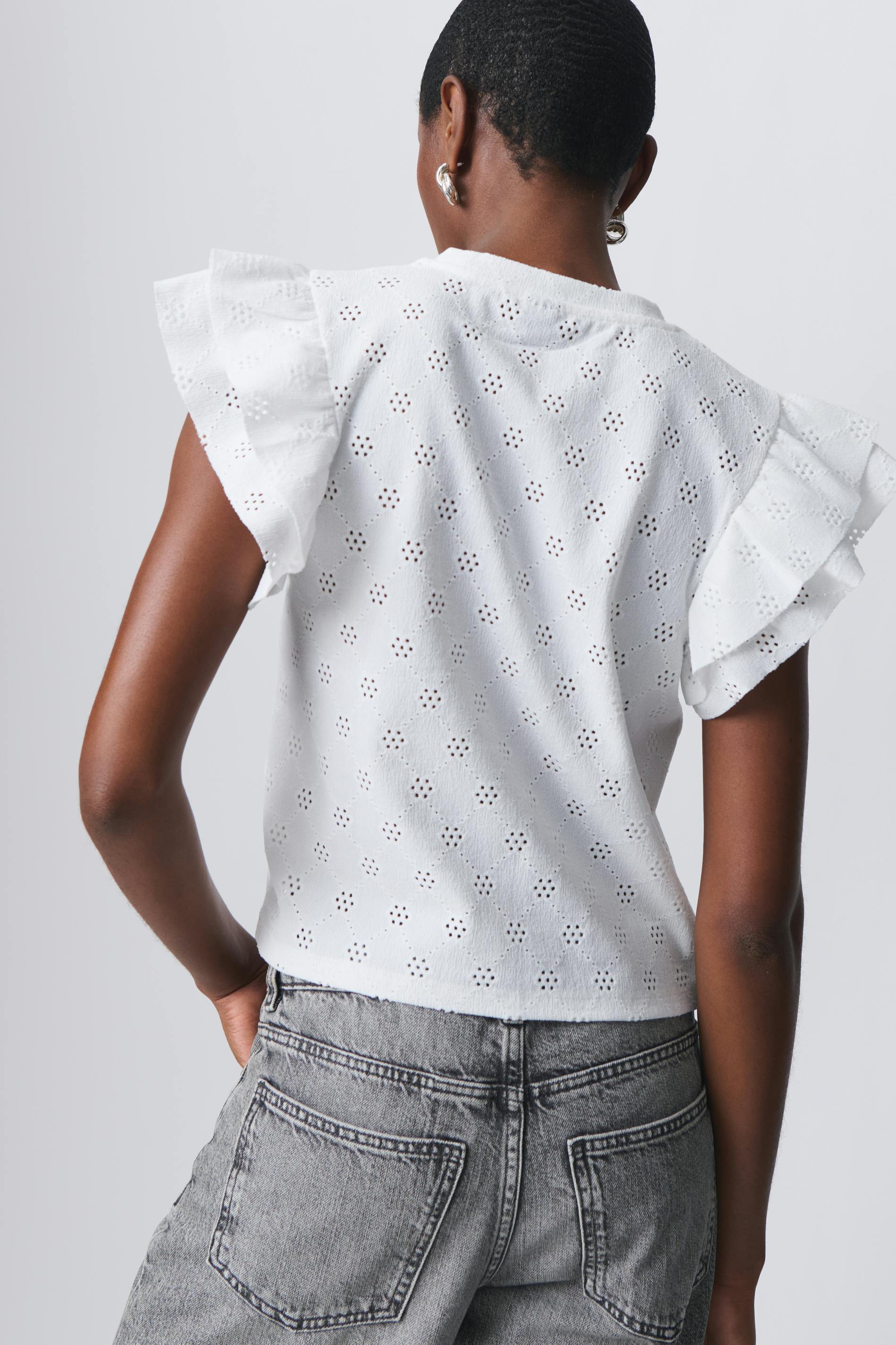 Frill top