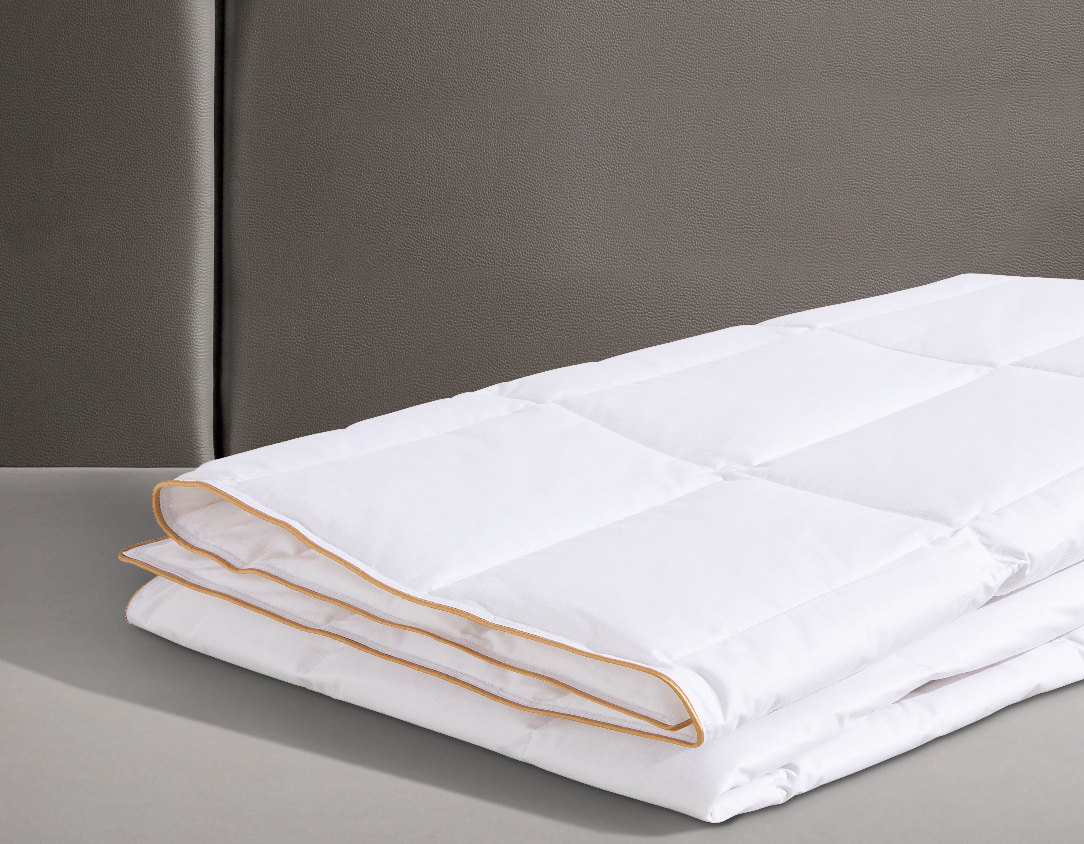 Daunenbettdecke + Kopfkissen, 140 Jahre Balette, Balette, Bettwaren-Set, 135x200 oder 155x220 cm, für Sommer oder Winter
