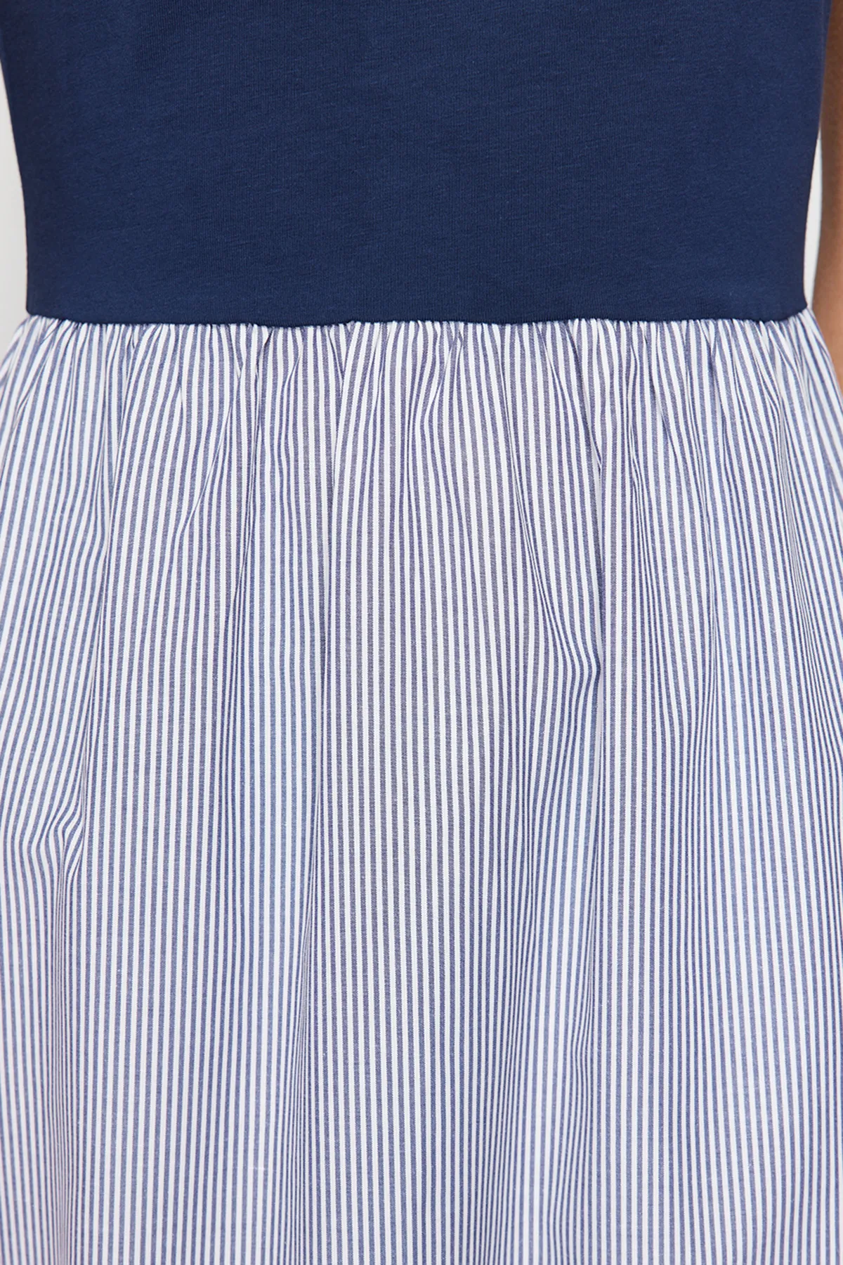 Trendyol Collection  Marineblaues Strick-Midikleid TWOSS24EL00406