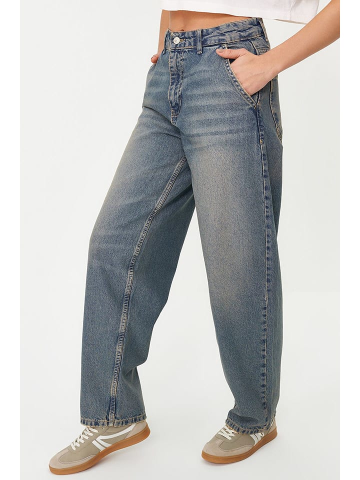 trendyol Jeans - Mom fit - in Hellblau günstig kaufen