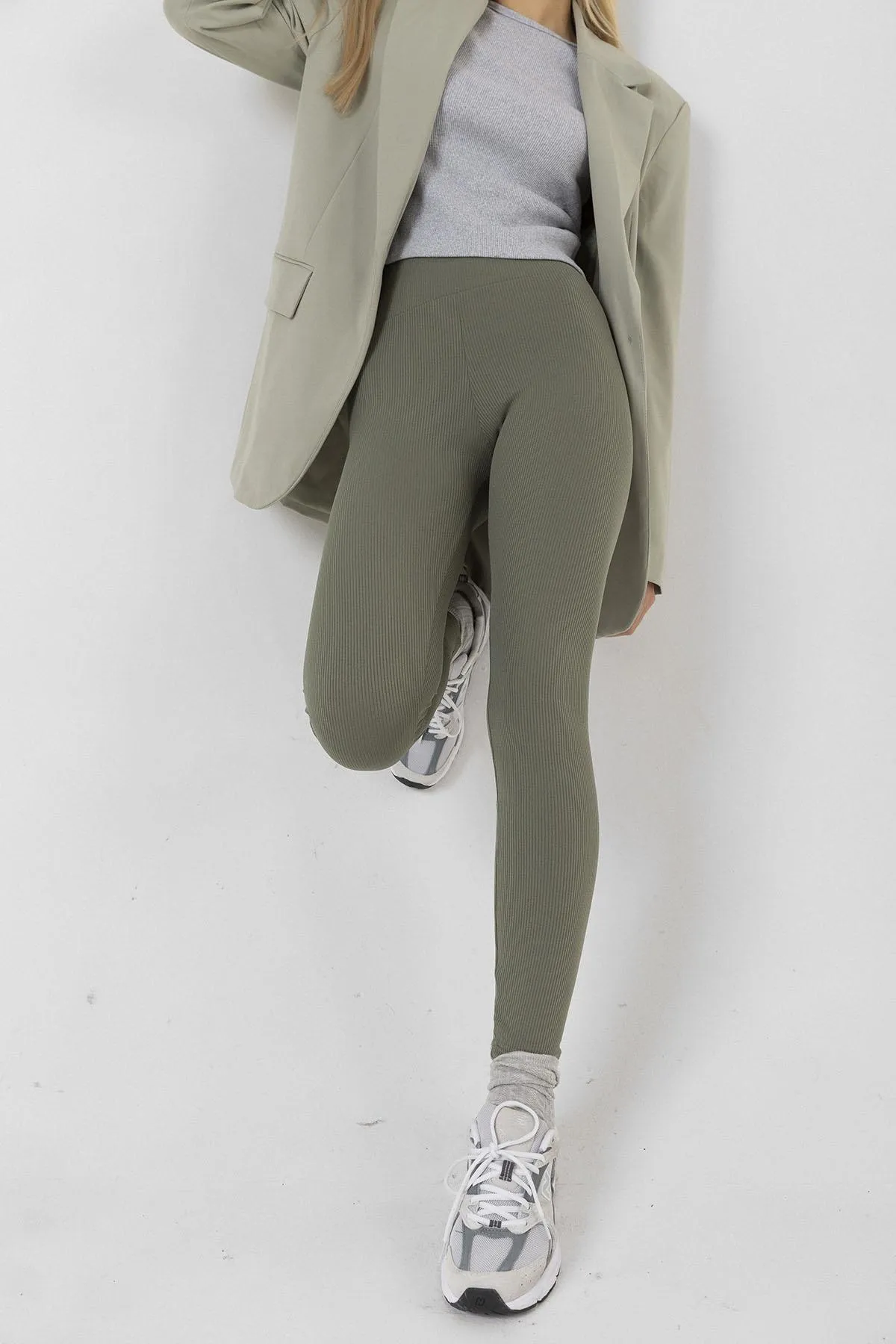 Domoda  Innenseite aus mintfarbenem Fleece, elastisch, erhöht, gerippt, Interlock-Winterstrick-Leggings mit Raffung @verona