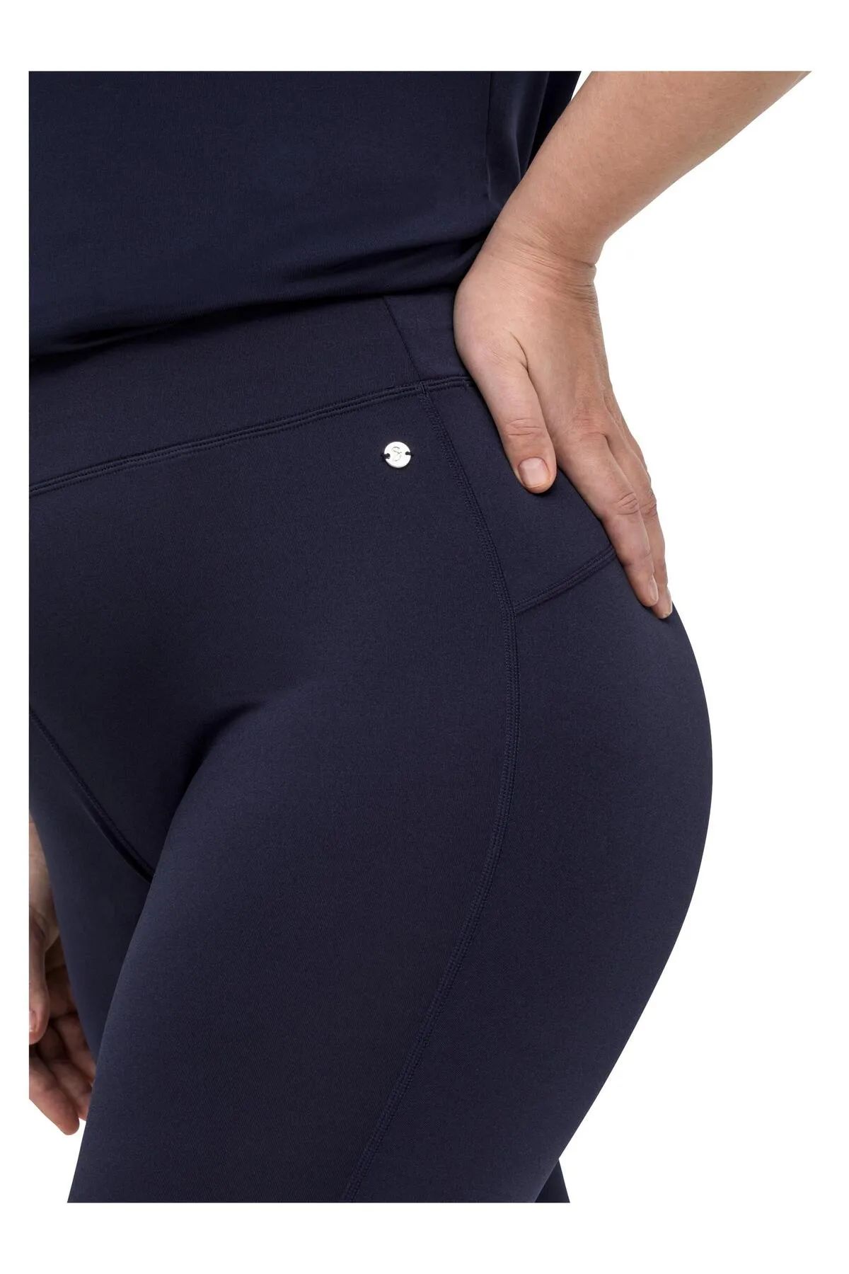 Sheego  Kurze Sporthose - Blau - Mittlerer Bund