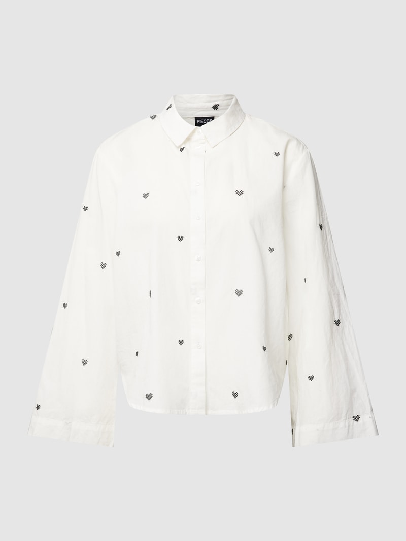 Bluse mit Motiv-Stitchings Modell 'FREDORA HEART' in weiss