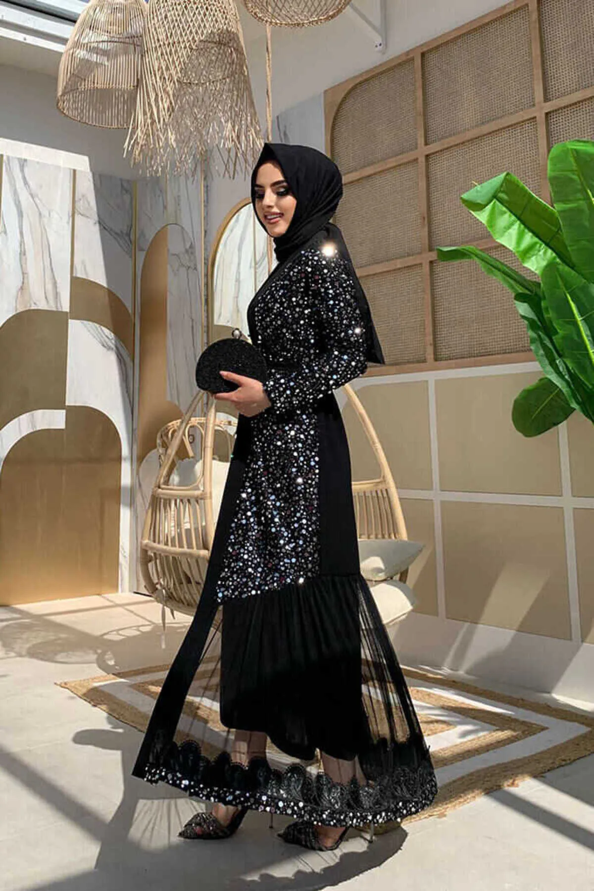 Bym Fashion  Tüll-Stickerei-Detail, paillettenbesetzte Abaya 7376 Silber