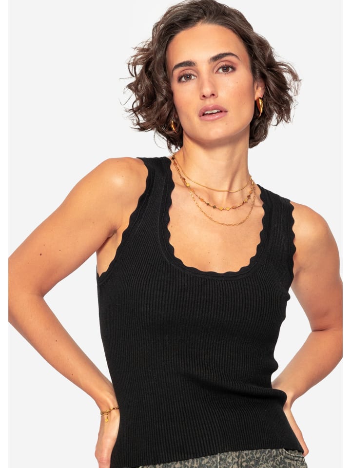 SASSYCLASSY Tank Top mit Bogenkante in Schwarz günstig kaufen