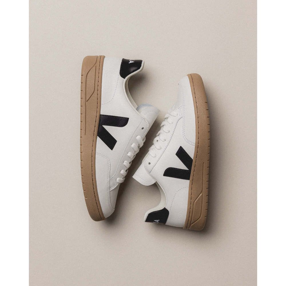 VEJA V 12 Leather XD0203640B / weiss