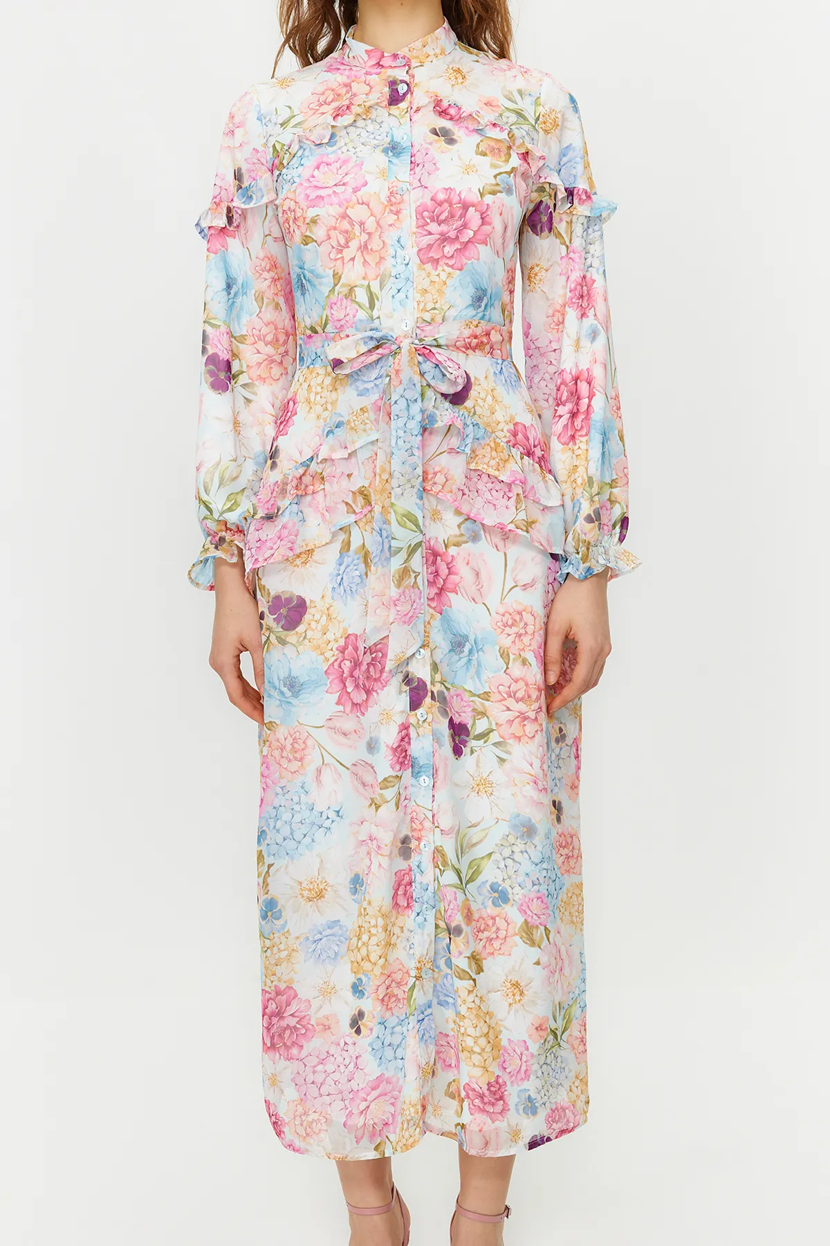Trendyol Modest  Fliederfarbenes Kleid aus gewebtem Chiffon mit floralem Rüschendetail und Futter TCTSS24EB00003
