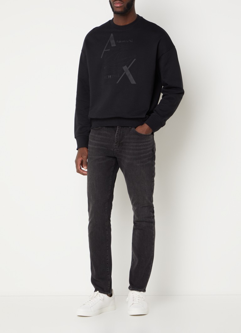 Jeansy Armani Exchange o dopasowanym kroju z efektem sprania