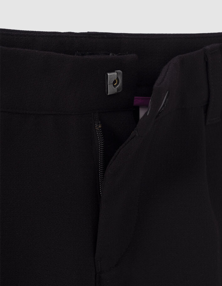 Pantalon noir 7/8ème détails clous fille