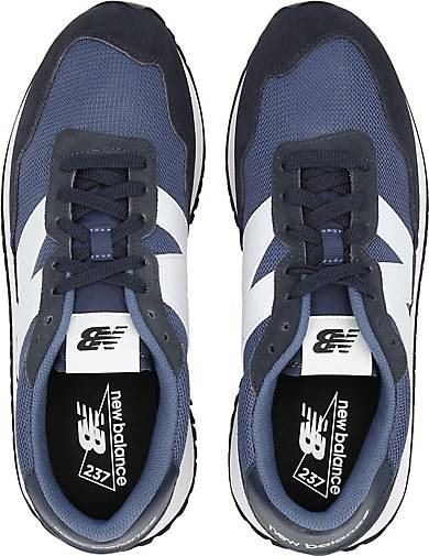 New Balance Sneaker