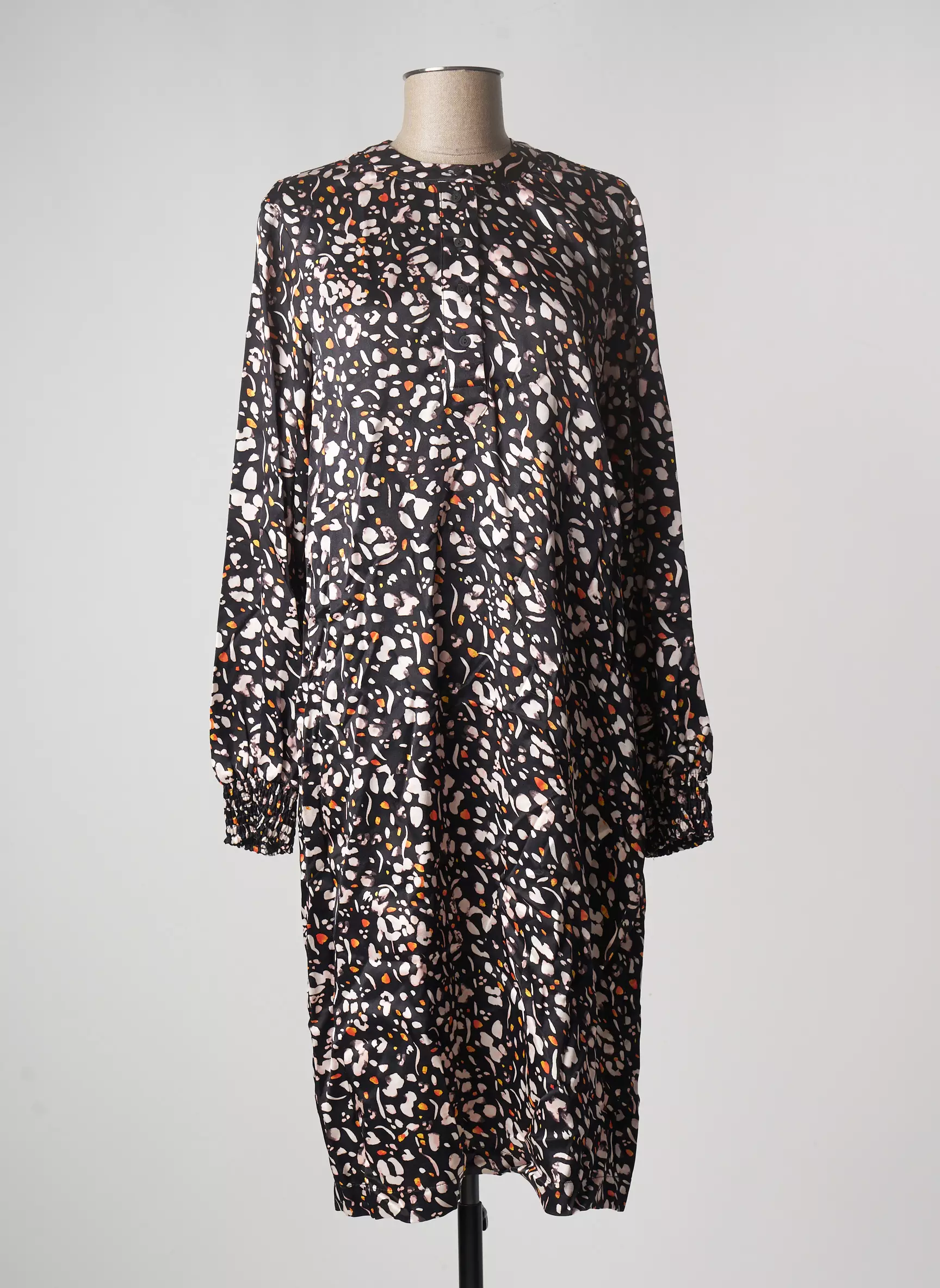 Geisha Robes Mi Longues Femme couleur noir