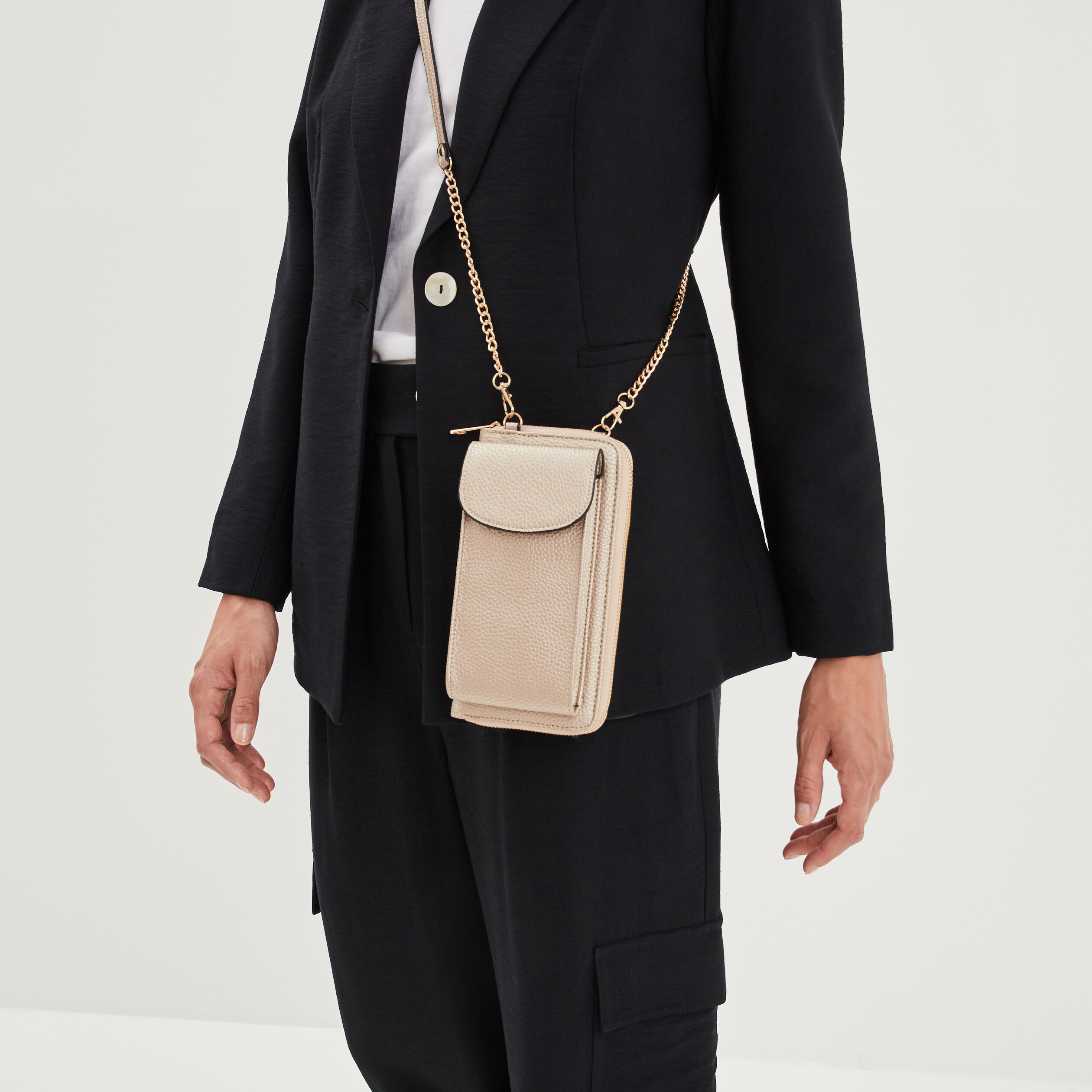 Sac pochette à bandoulière couleur or femme | La Halle