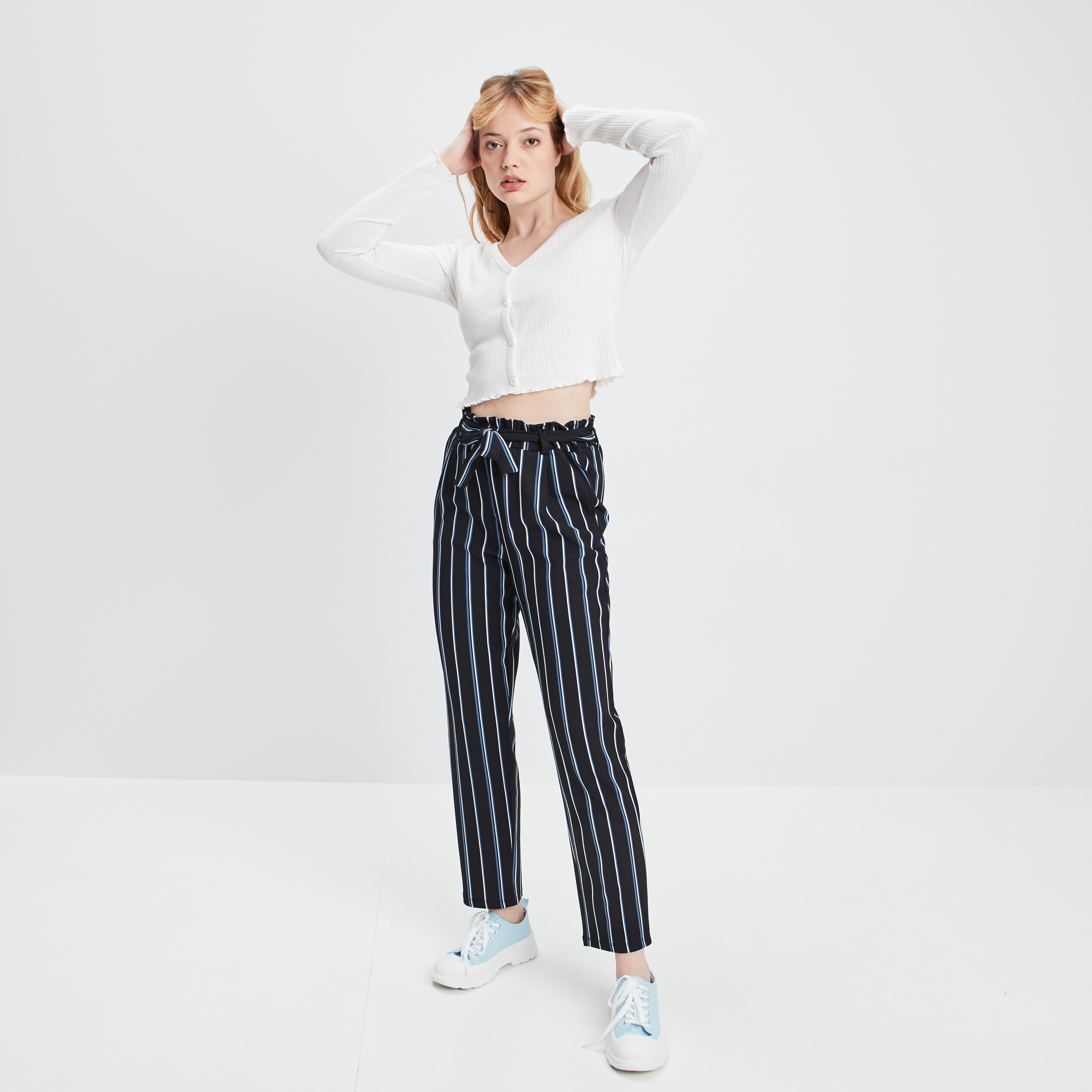T-shirt cropped boutonné manches longues blanc femme | La Halle