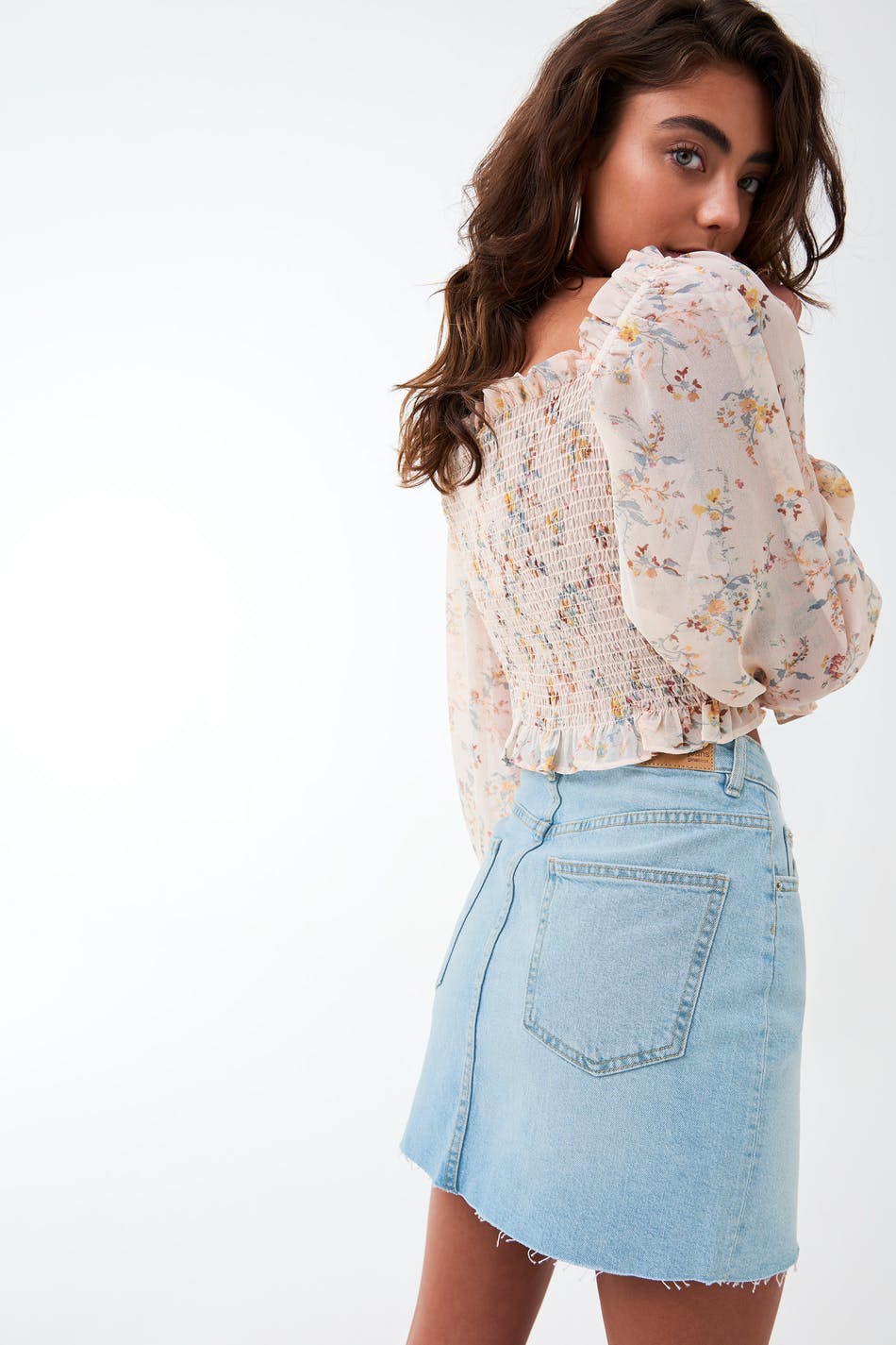 Vintage short denim skirt