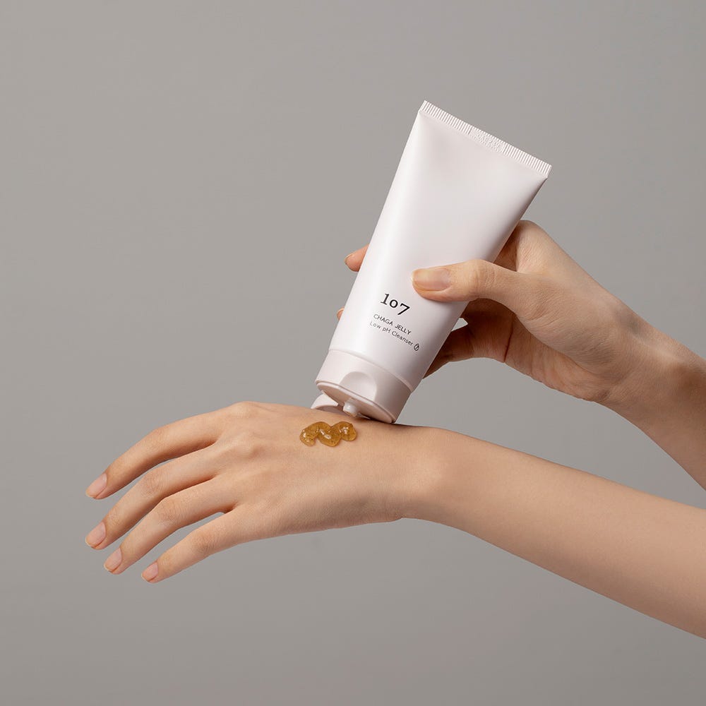107 Beauty Chaga Jelly Low PH Cleanser 120 ml