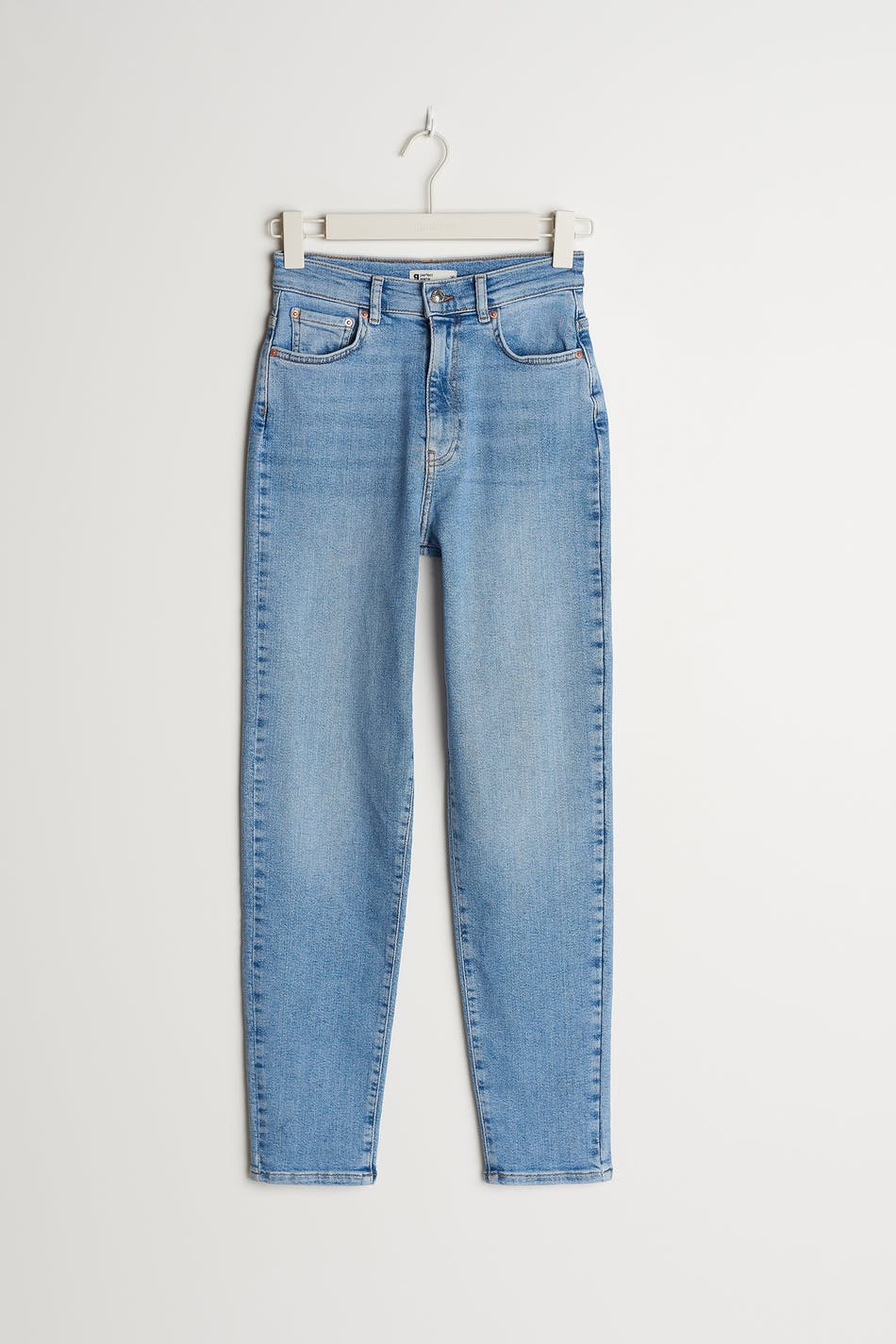 Comfy tall mom jeans
