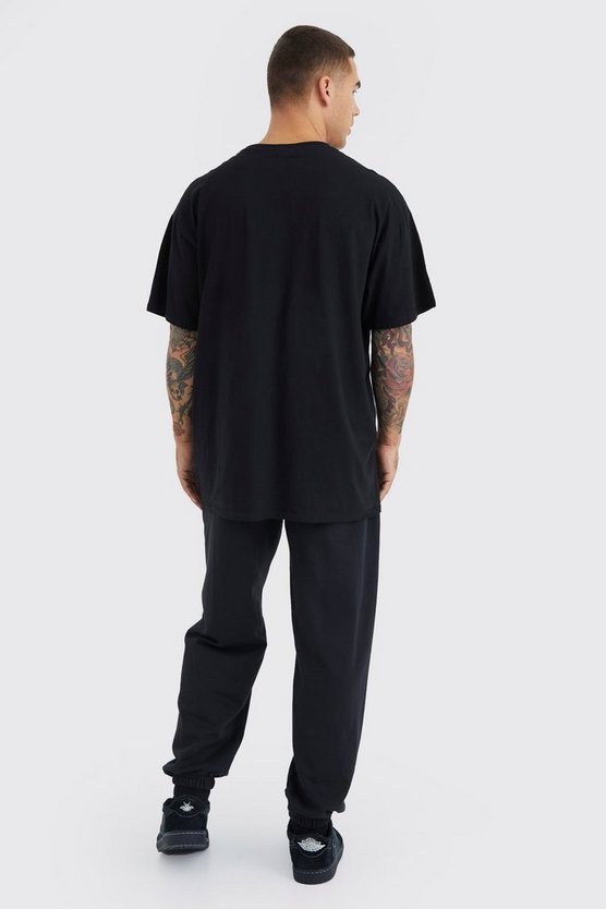 Oversize T-Shirt mit Bm-Print & Jogginghose
