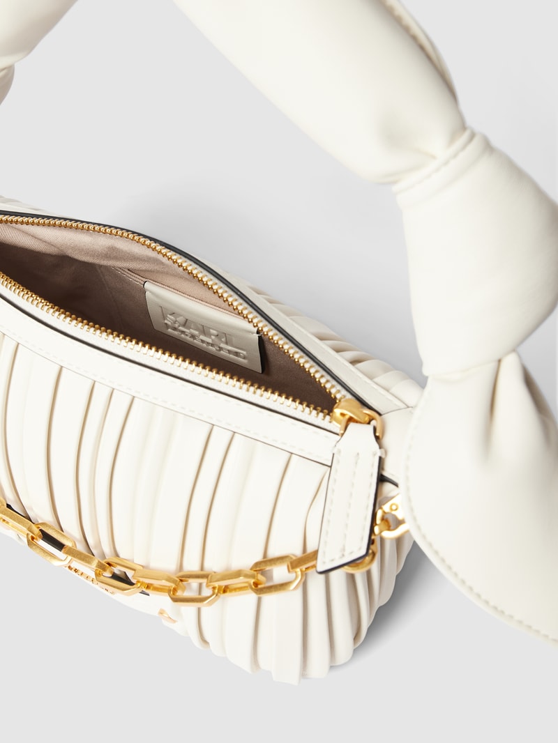 Handtasche mit Label-Applikation Modell 'kushion' in offwhite