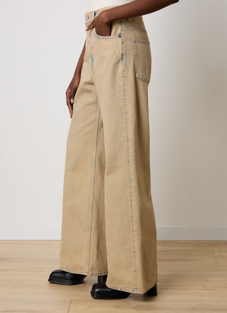 Τζιν Acne Studios με ψηλή μέση και φαρδιά μπατζάκια σε χρωματιστό πλύσιμο