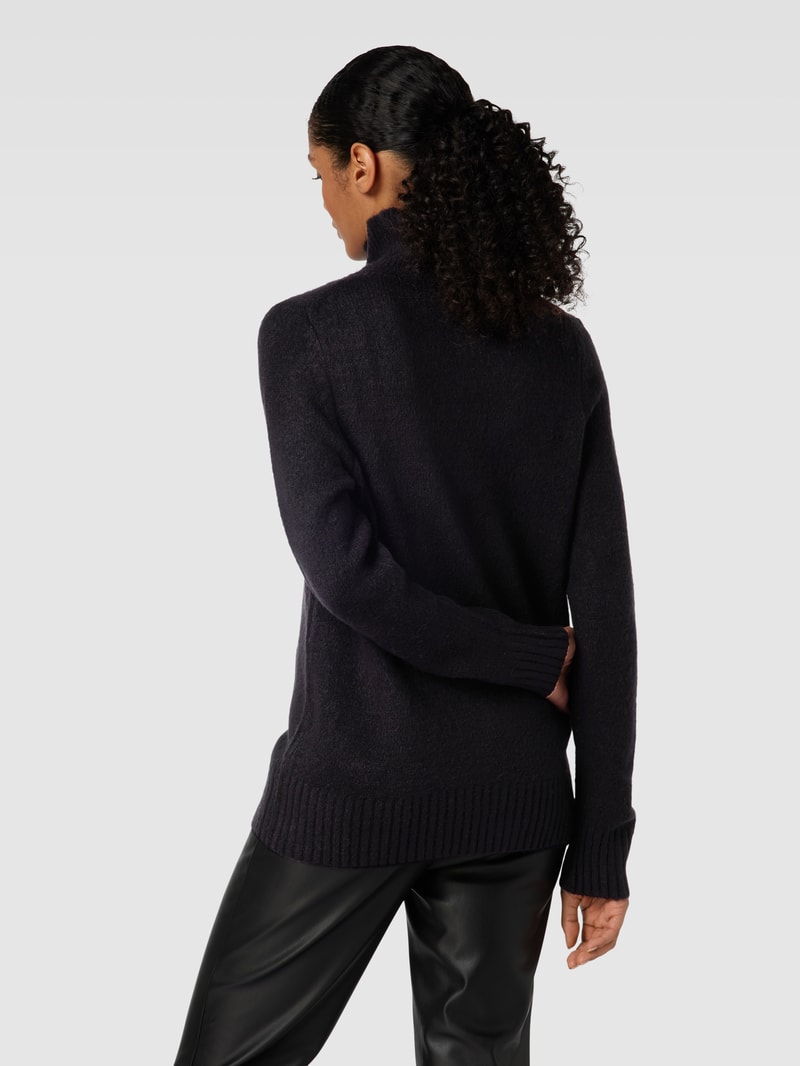 Strickpullover in unifarbenem Design mit Turtleneck in schwarz