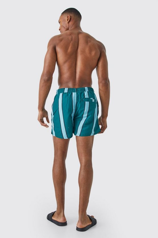 Mittellange gestreifte Badehose