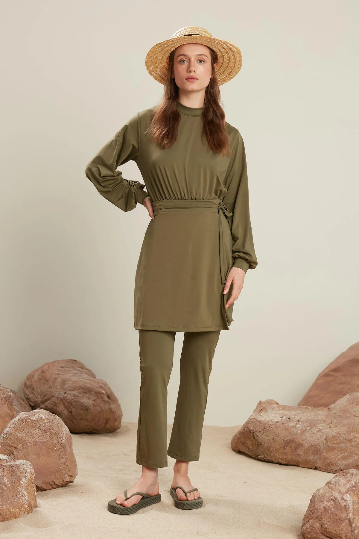 Manuka  HIJAB-BADEHOSE KHAKI