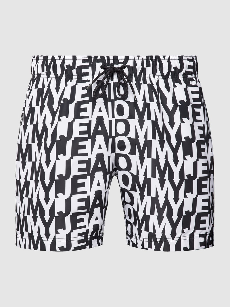 PLUS SIZE Badehose mit Allover-Label-Print in schwarz
