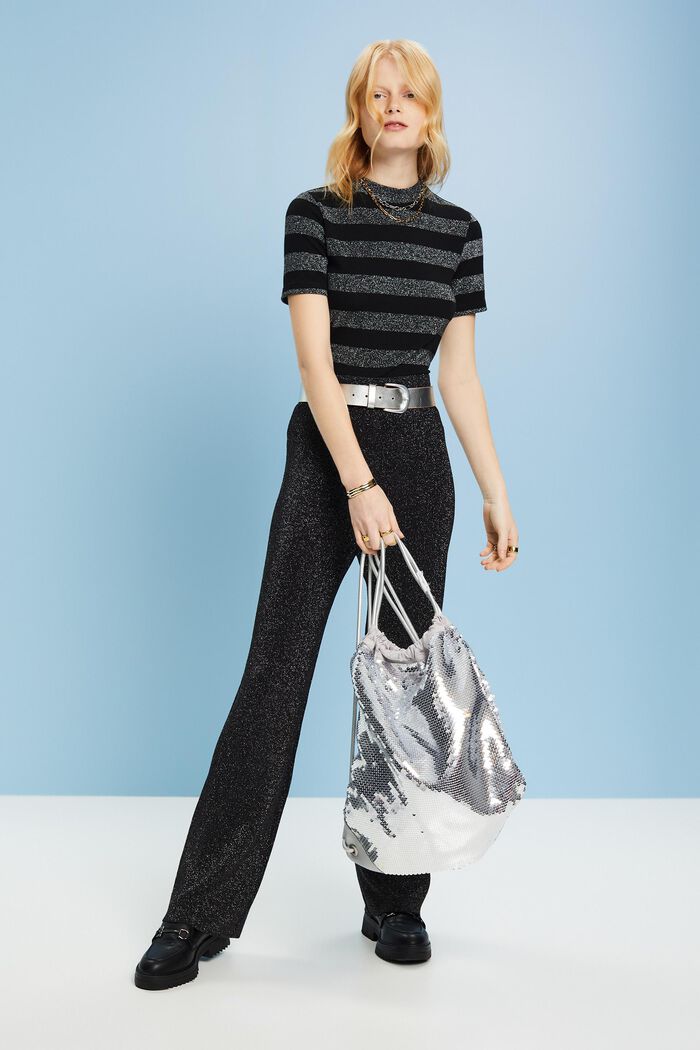 Schimmernde Strickhose mit weitem Bein