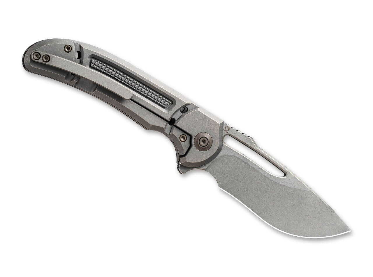 Minax Titan Gray