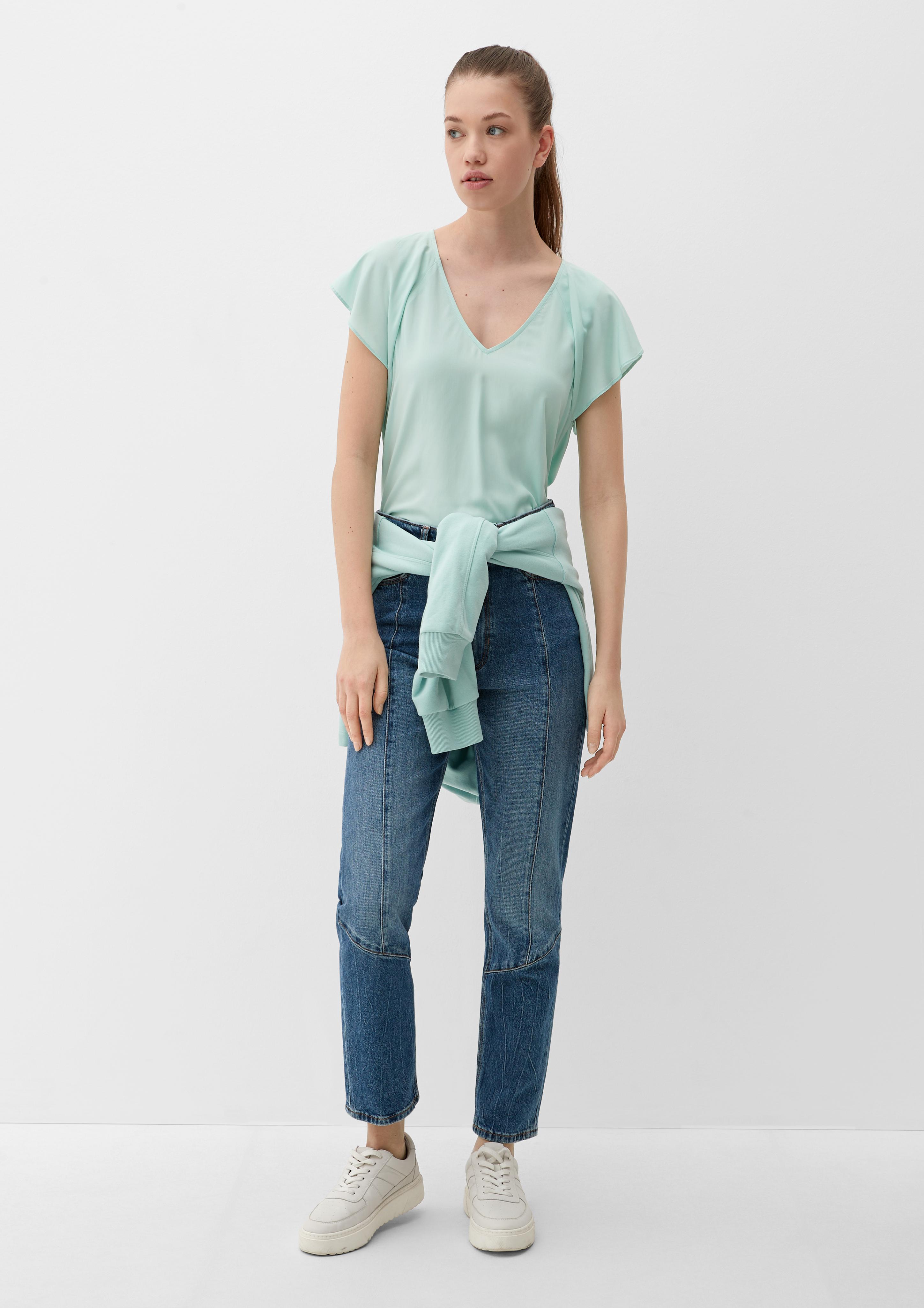 Viskosebluse mit V-Ausschnitt  2132616-6092