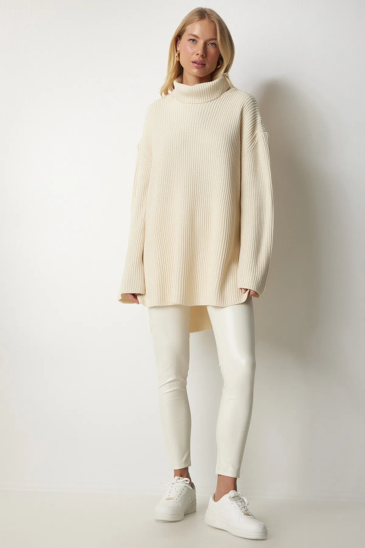 Happiness İstanbul  Cremefarbener Rollkragenpullover in Übergröße für Damen, Strickpullover YY00164