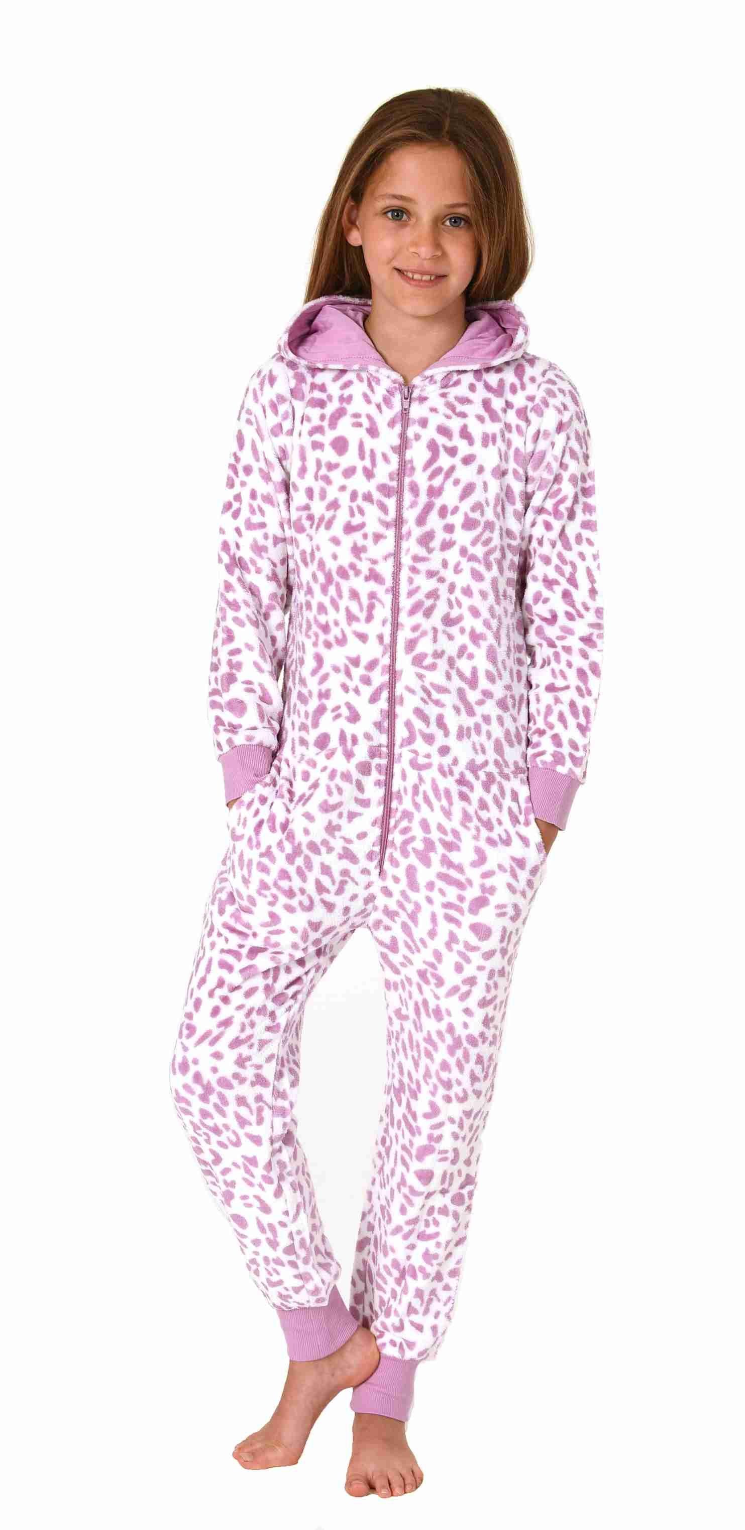 Normann Pyjama Mädchen Schlafanzug Einteiler Jumpsuit aus Coralfleece im Animal Look
