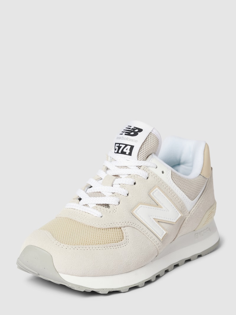 Sneaker mit Label-Detail in beige