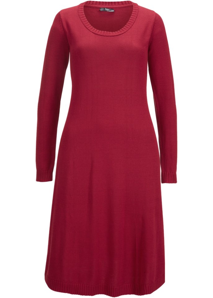 Knieumspielendes Strickkleid in ausgestellter Form
