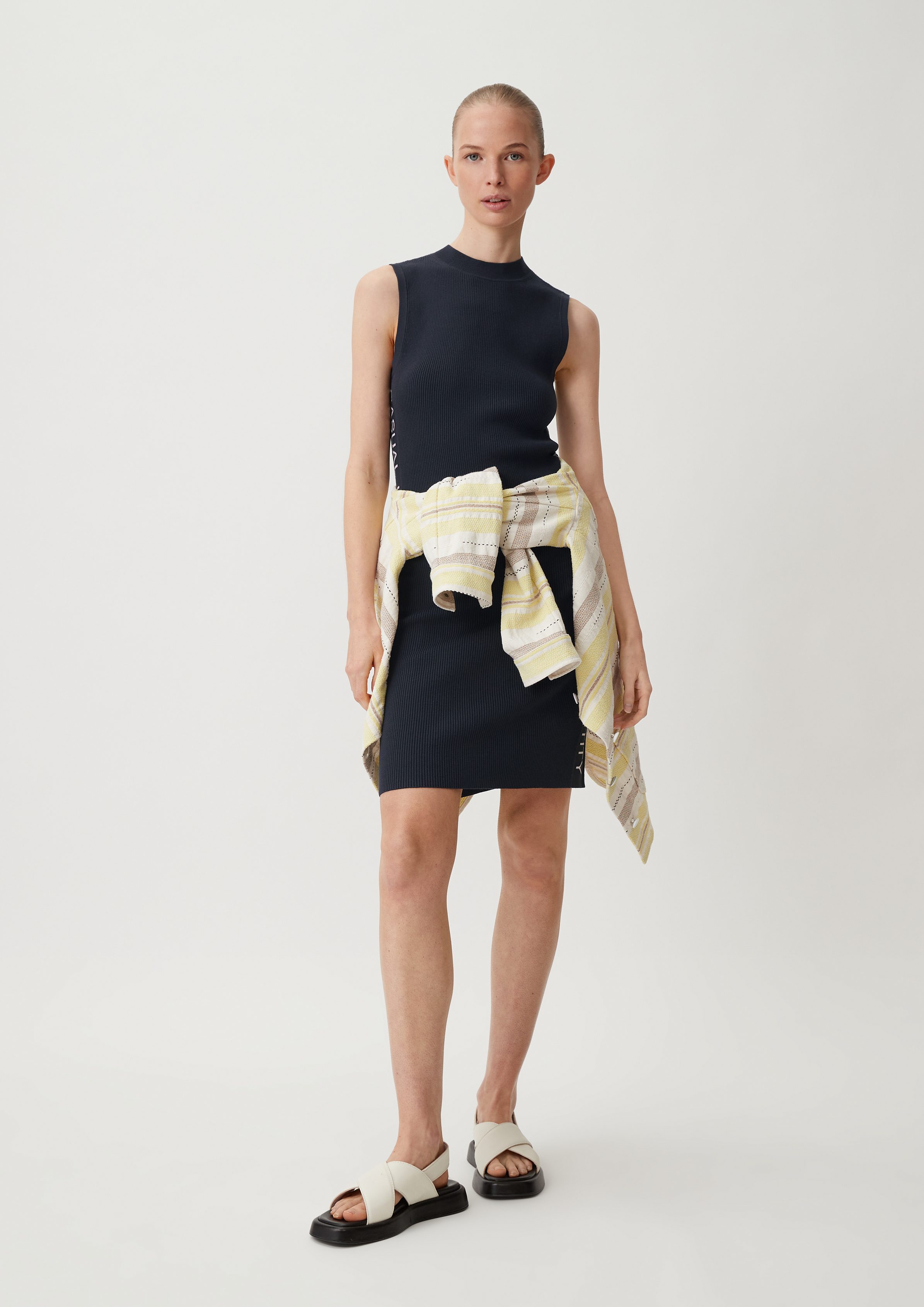 comma casual identity Minikleid Kleid aus Viskosemix Tape