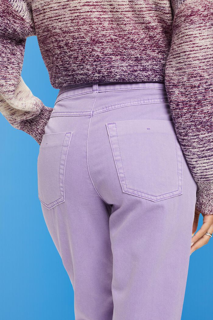 Chino mit Bindegürtel