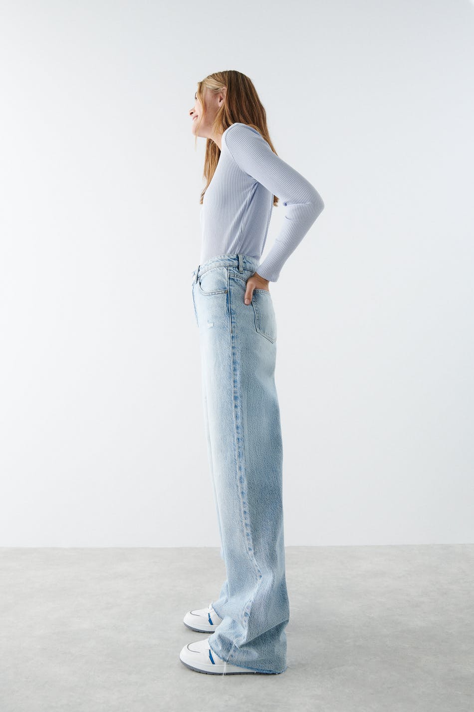 Wide full length jeans