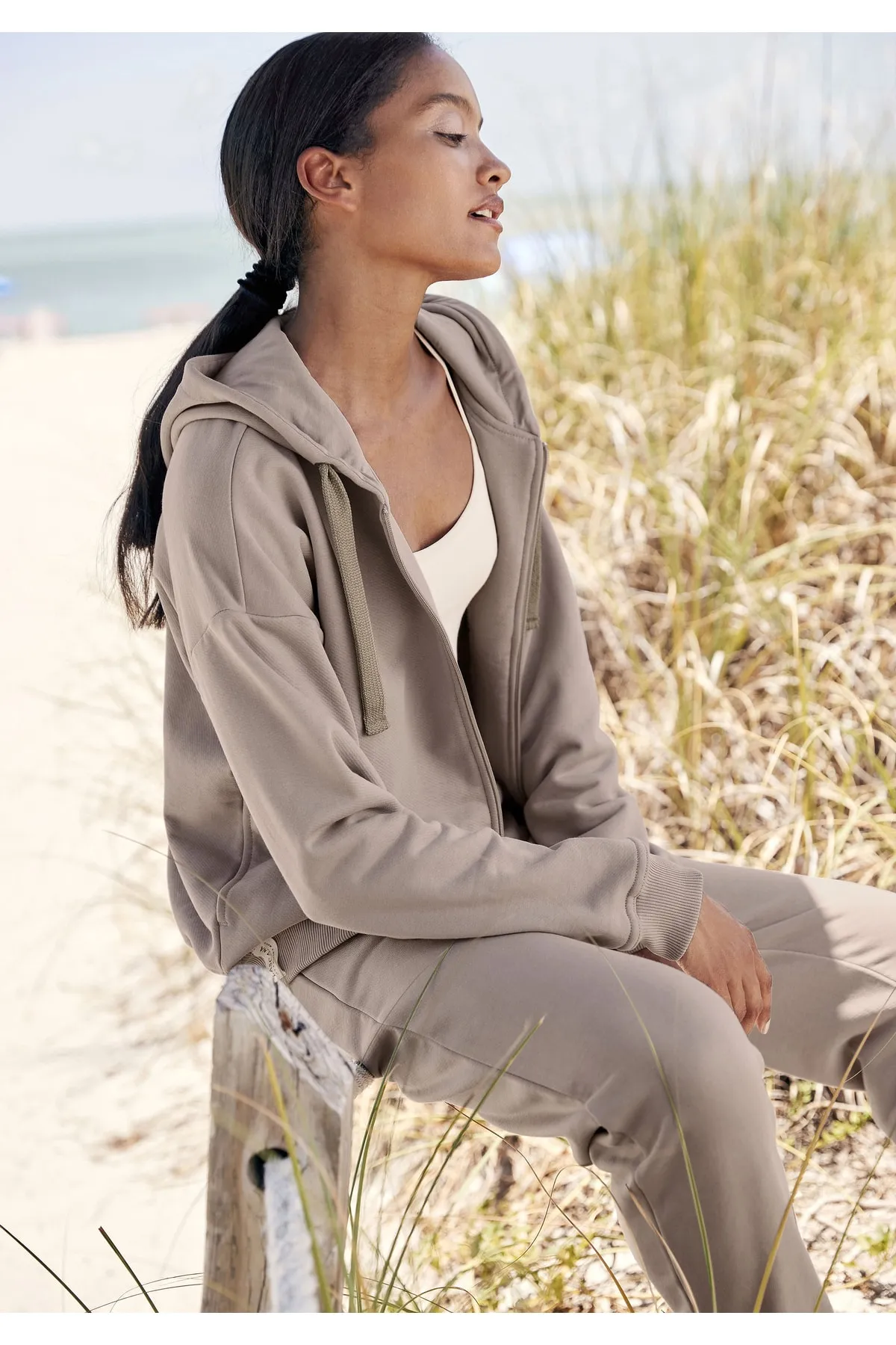 LASCANA  Jogginghose - Braun - Relaxed