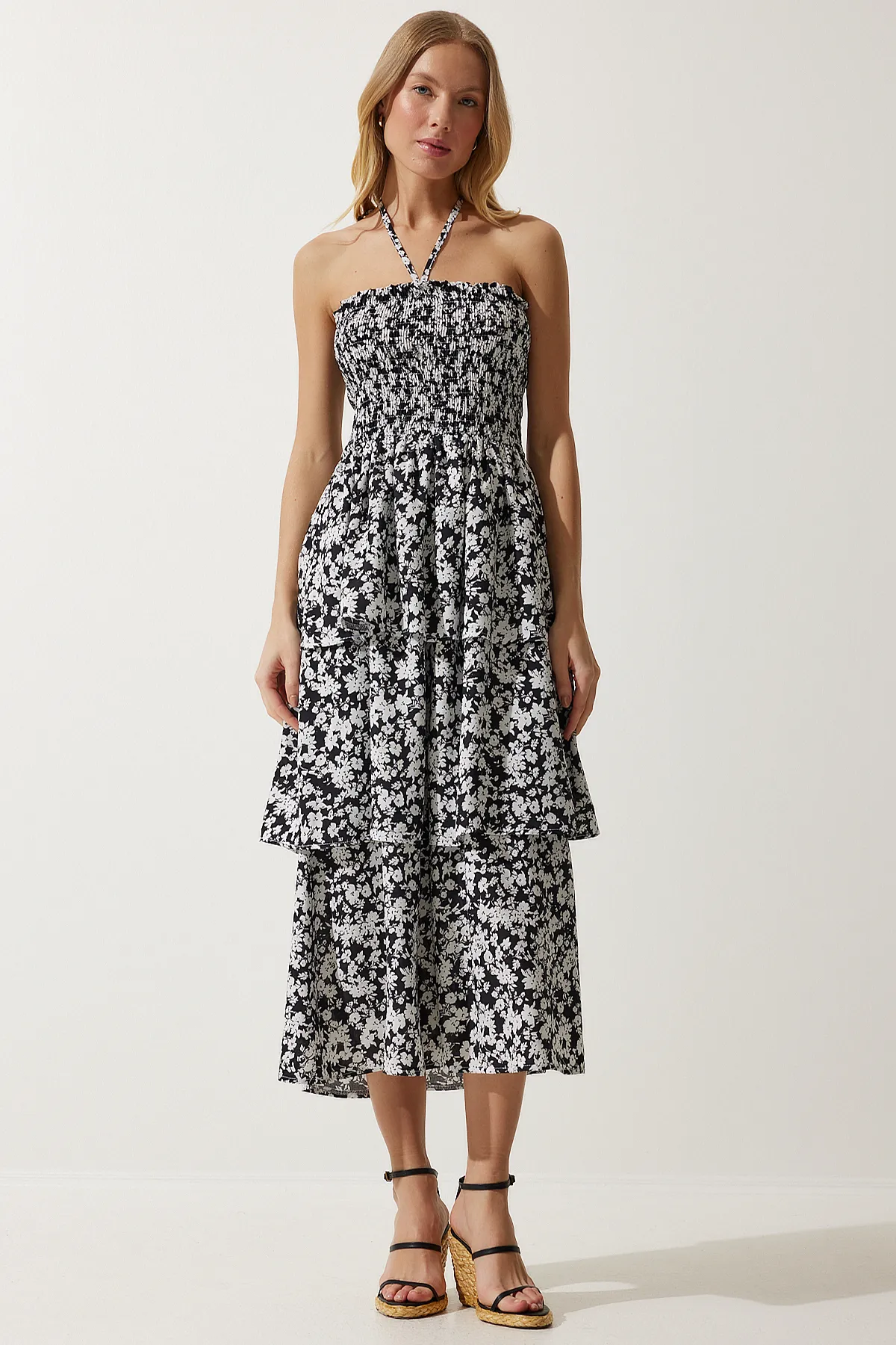 Happiness İstanbul  Damen-Sommerkleid aus Viskose mit Blumenmuster in Schwarz UB00226