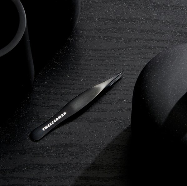 Tweezerman Point Tweezer - Spitze Pinzette, Gunmetal Pinzette