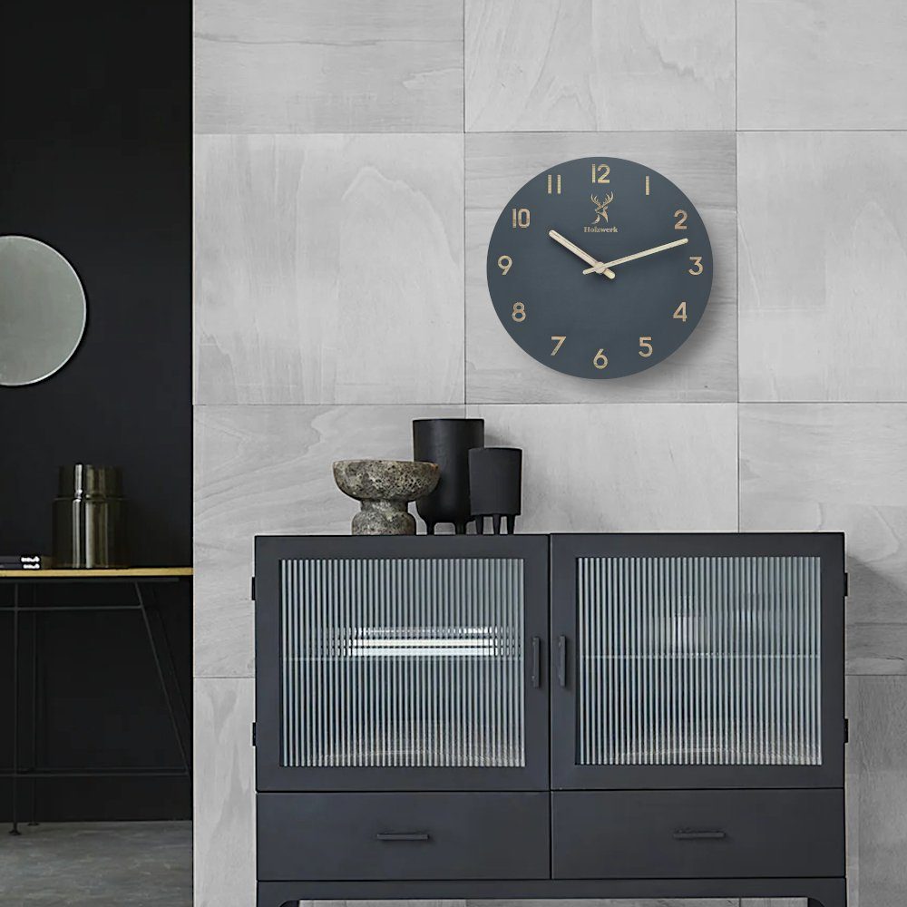 Holzwerk Wanduhr BAMBERG aus robustem Holz in grau, beige