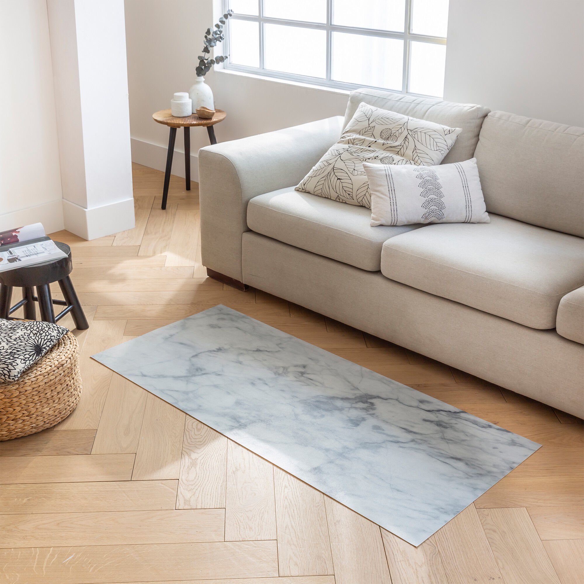 Tapis vinyle effet marbre blanc