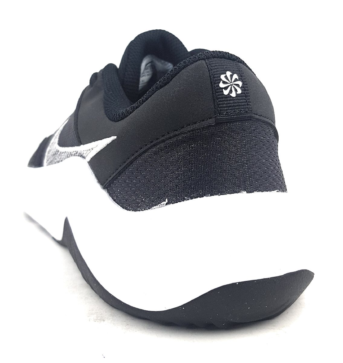 Nike Legend Essential DM1120-001 Schwarz 001 Black