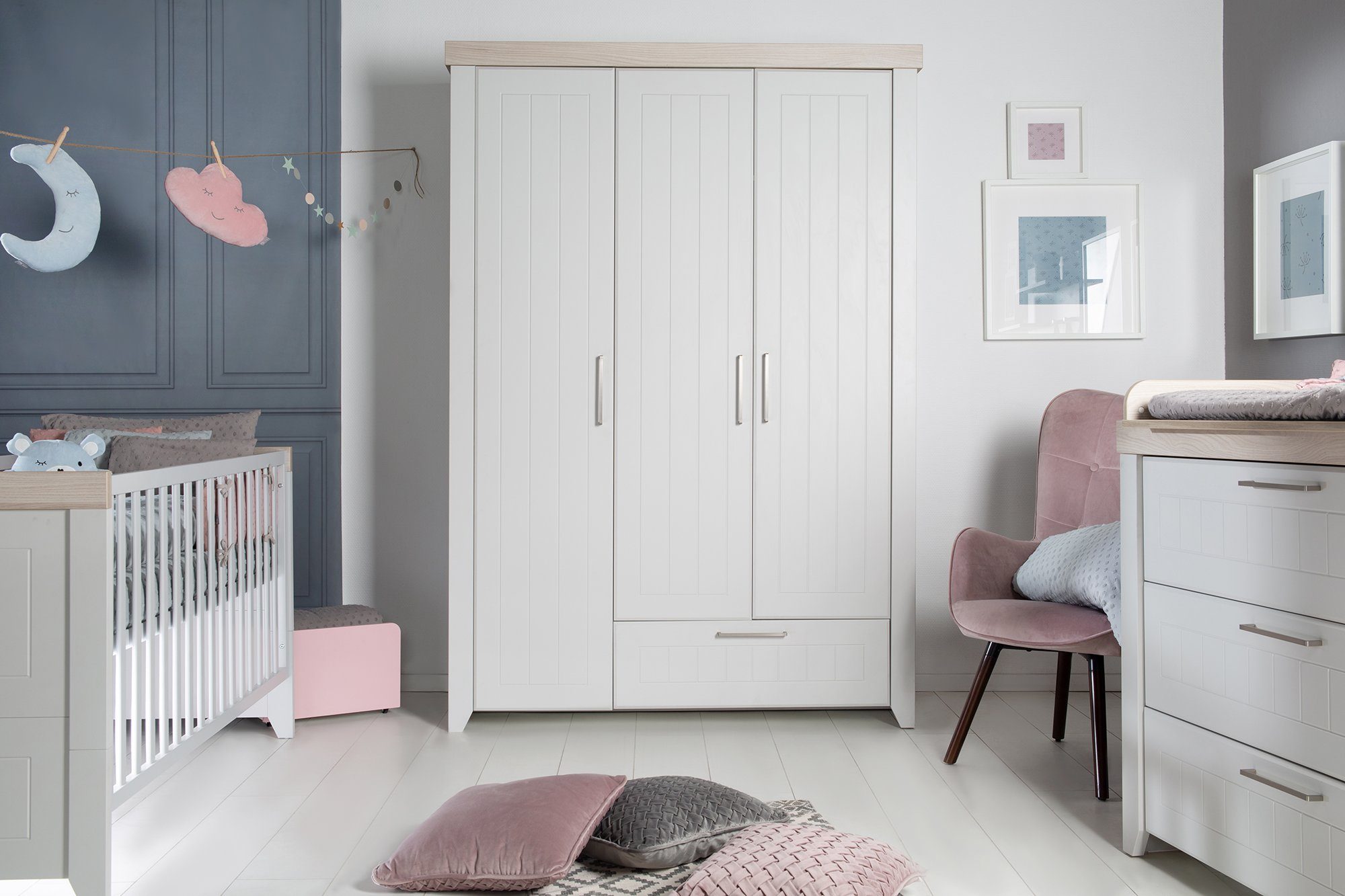 roba® Kinderkleiderschrank Helene, 3-türig Made in Europe
